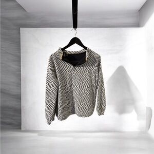 W5 Black and White Geometric Sweater
